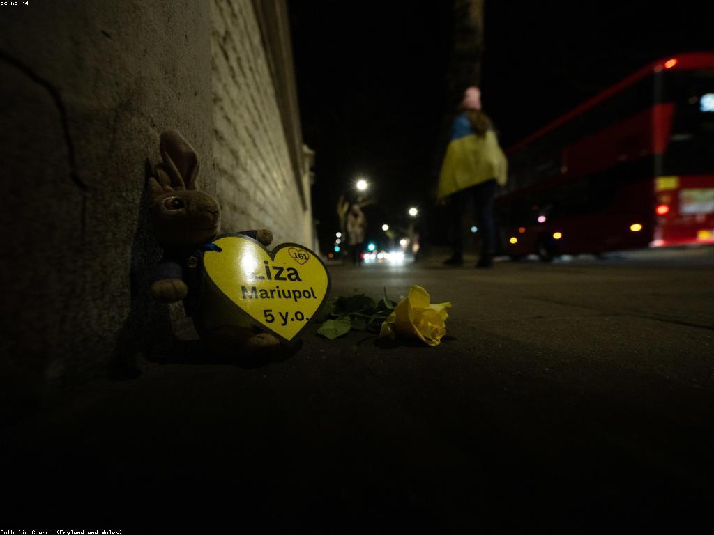 សម្ភារៈលេង: មូលដ្ឋានសំរាប់ការលេងរបស់កុមារ